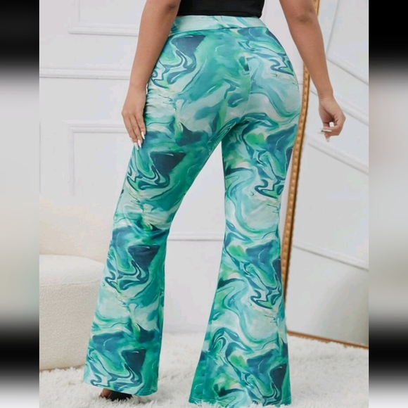 5 Pants Bundle 👖 - Picture 3 of 11